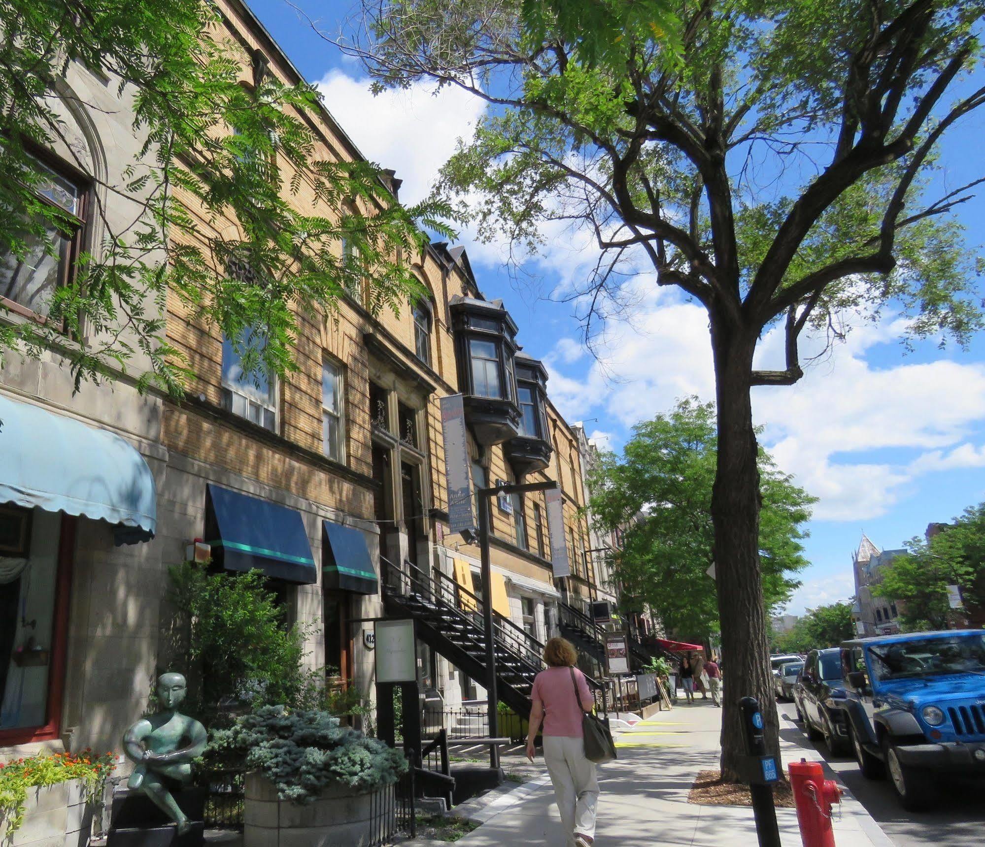 Anne Ma Soeur Anne Hotel Studio Montreal Exterior photo